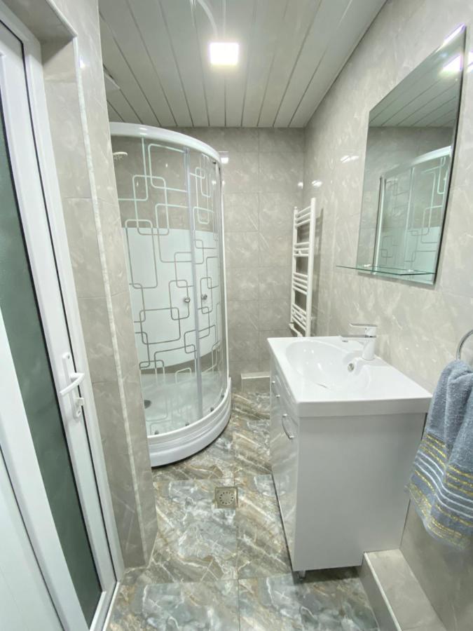 Modern Apartment In The Heart Of Gyumri Bagian luar foto
